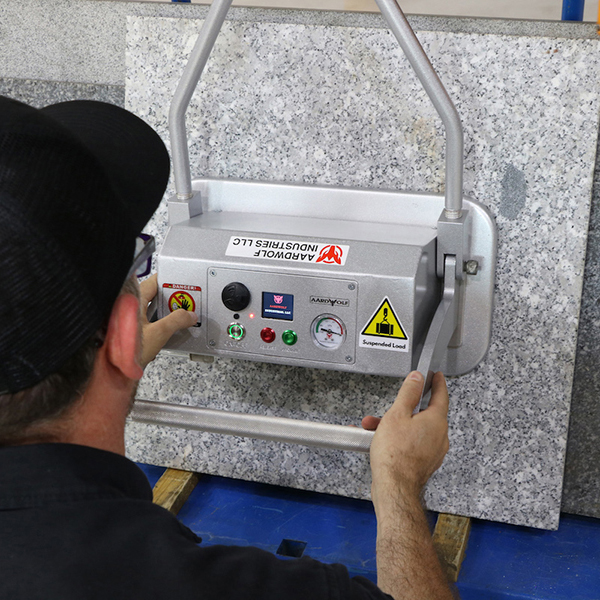  Aardwolf ASVL380 Swiftlift Vacuum Slab Lifter